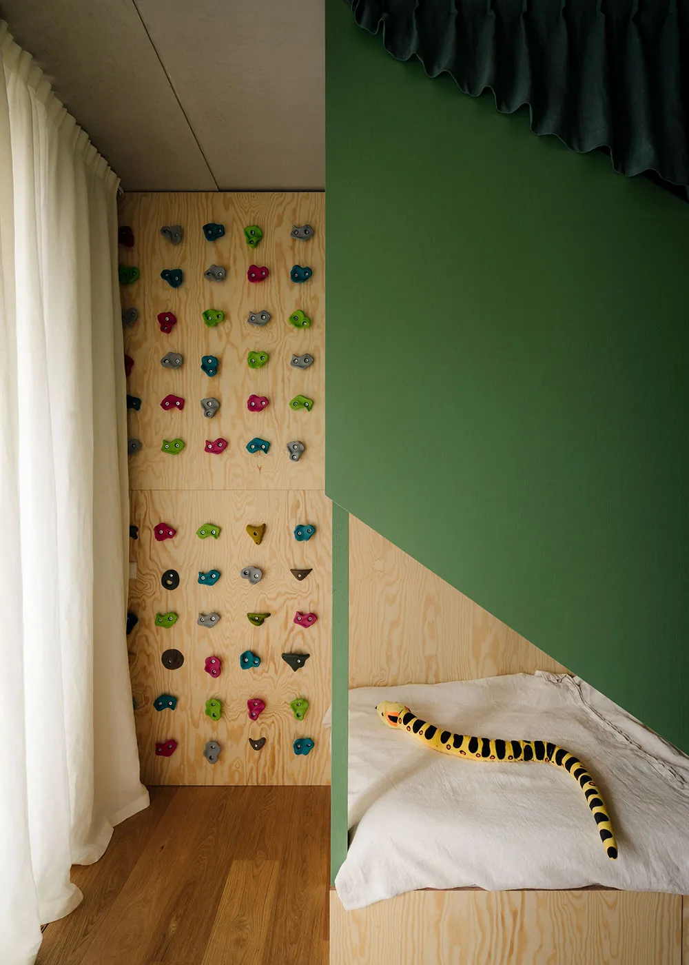 Arte contemporáneo y muebles de diseño: apartamento en Berlín - Gallery image 18