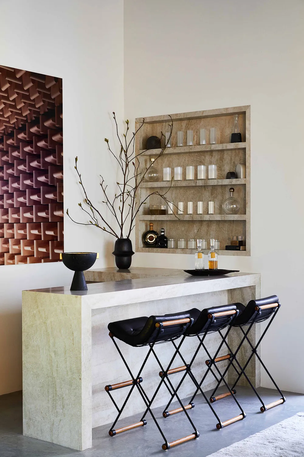 कैलिफोर्निया में स्थित एक मैक्सिकन विला का चमकदार एवं आधुनिक रूप से पुनर्निर्माण - Gallery image 6