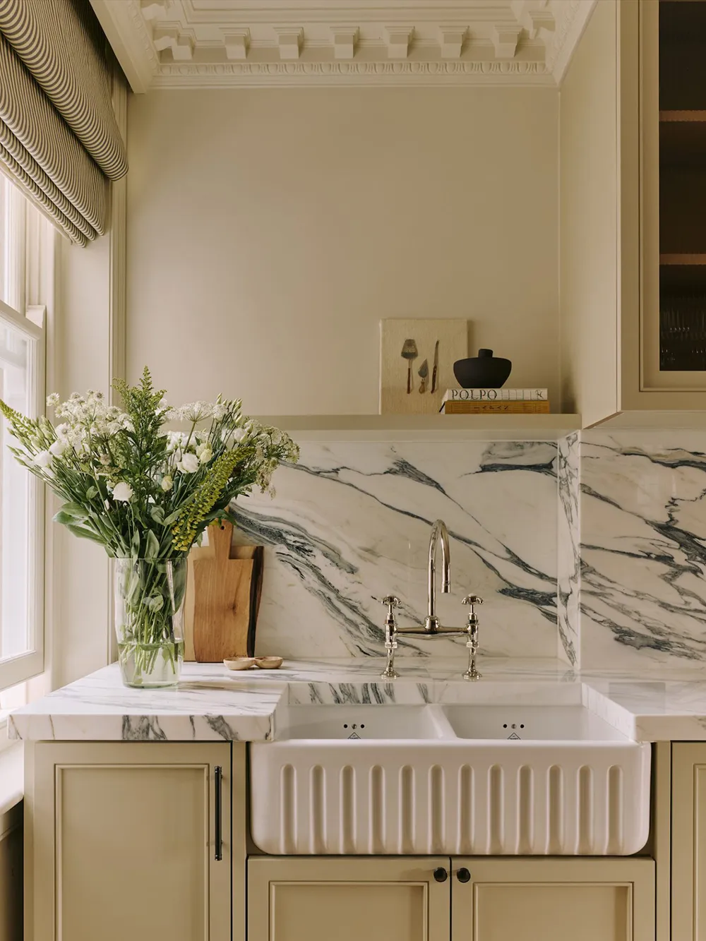 Elegant and Cozy Timeless Design in a Victorian House in London - Gallery image 4