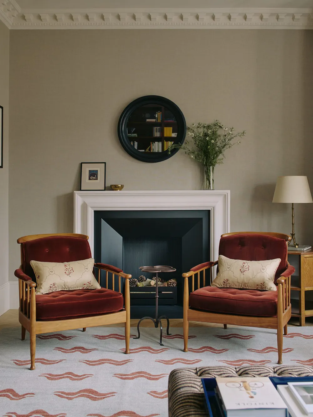 Elegant and Cozy Timeless Design in a Victorian House in London - Gallery image 3