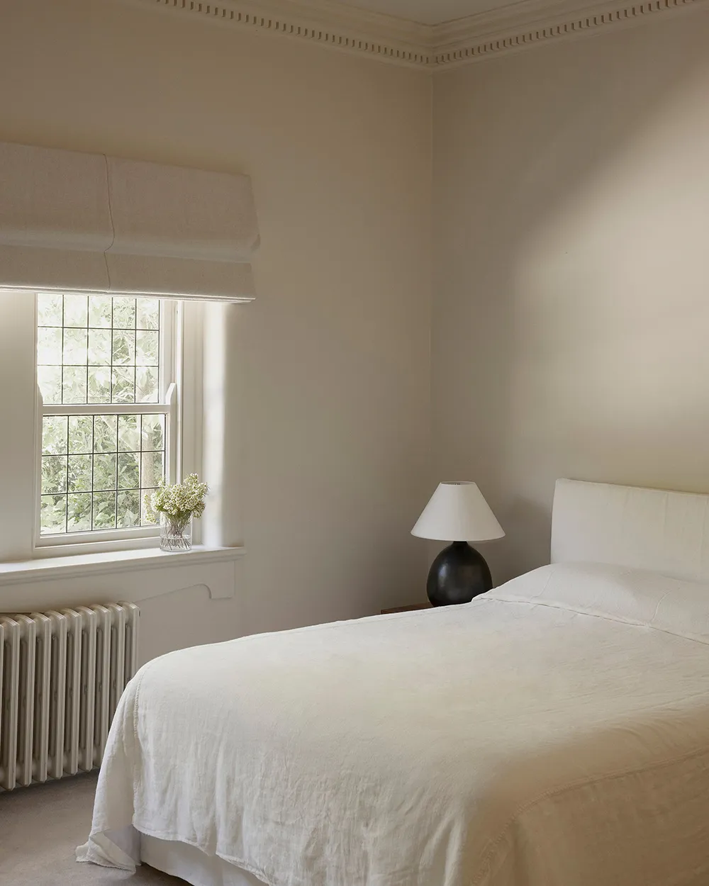 Diseño de estilo suave y minimalista en una casa pequeña en Melbourne - Gallery image 13