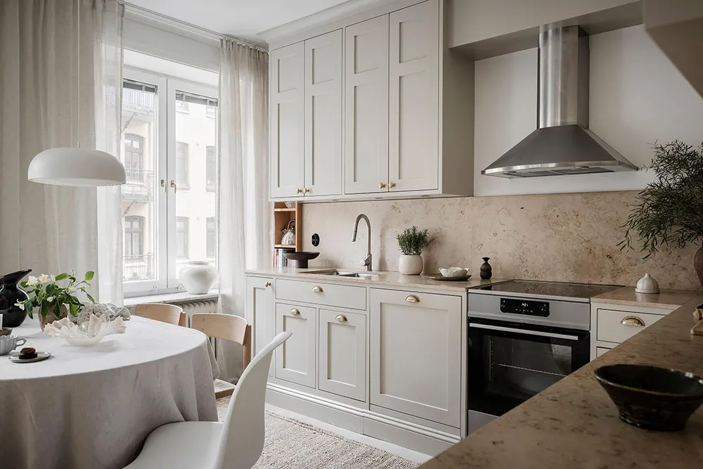 Cozy Warm Details in a Bright Scandinavian Interior (87 sq. m) - 13