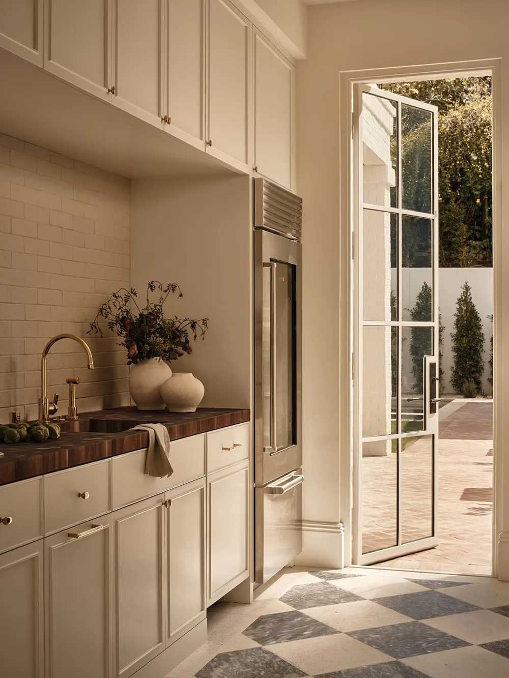 Великолепный интерьер вне времени для нового дома в Калифорнии - Gallery image 5