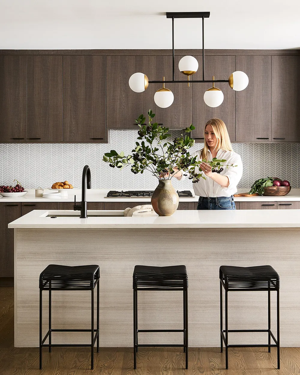 Appartement moderne d'un designer dans une ancienne église à Chicago - Gallery image 6