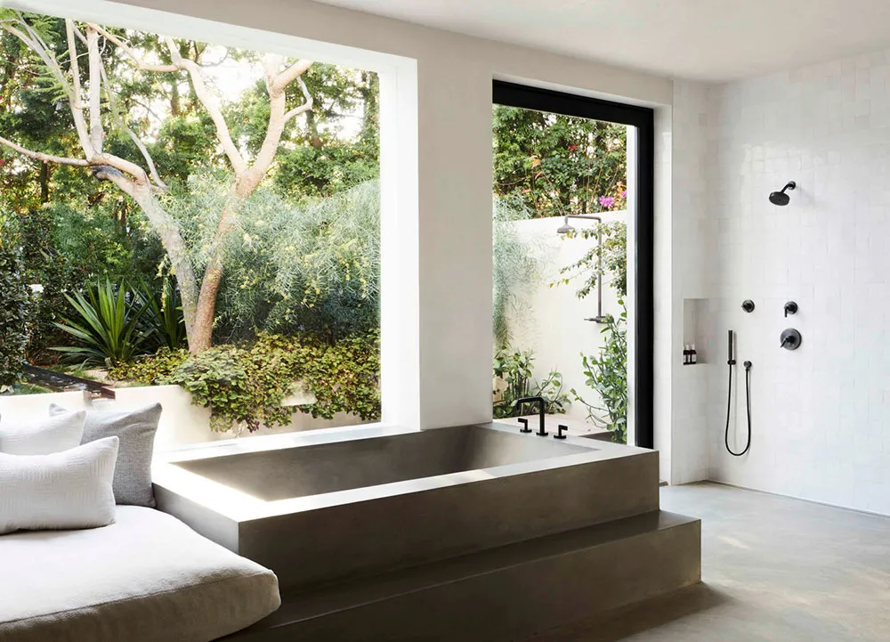 कैलिफोर्निया में स्थित एक मैक्सिकन विला का चमकदार एवं आधुनिक रूप से पुनर्निर्माण - Gallery image 9