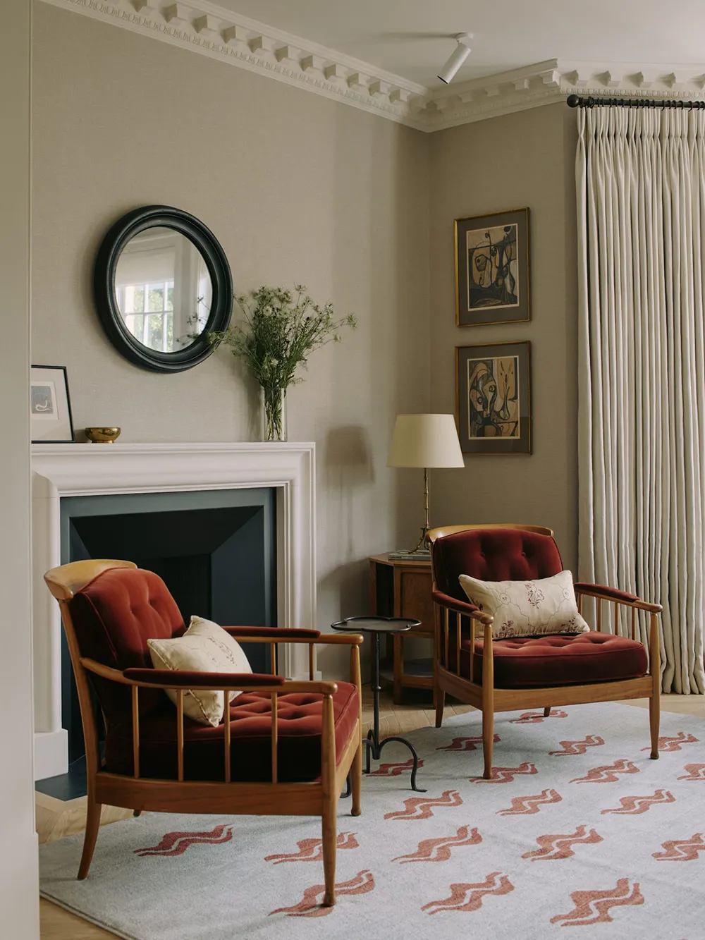 Elegant and Cozy Timeless Design in a Victorian House in London - Gallery image 2