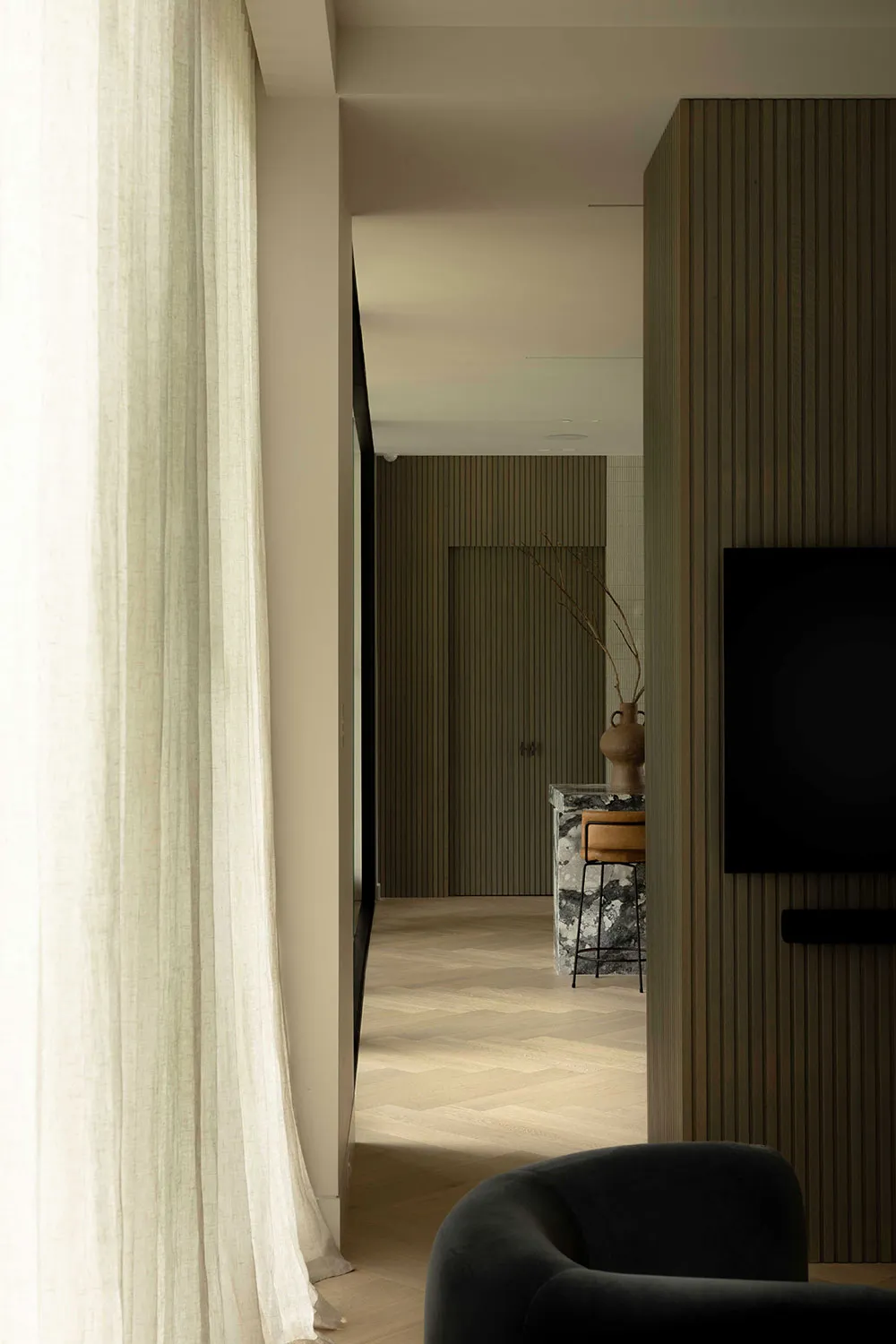 Une élégance atténuée dans le design d'une maison moderne en Australie - 6
