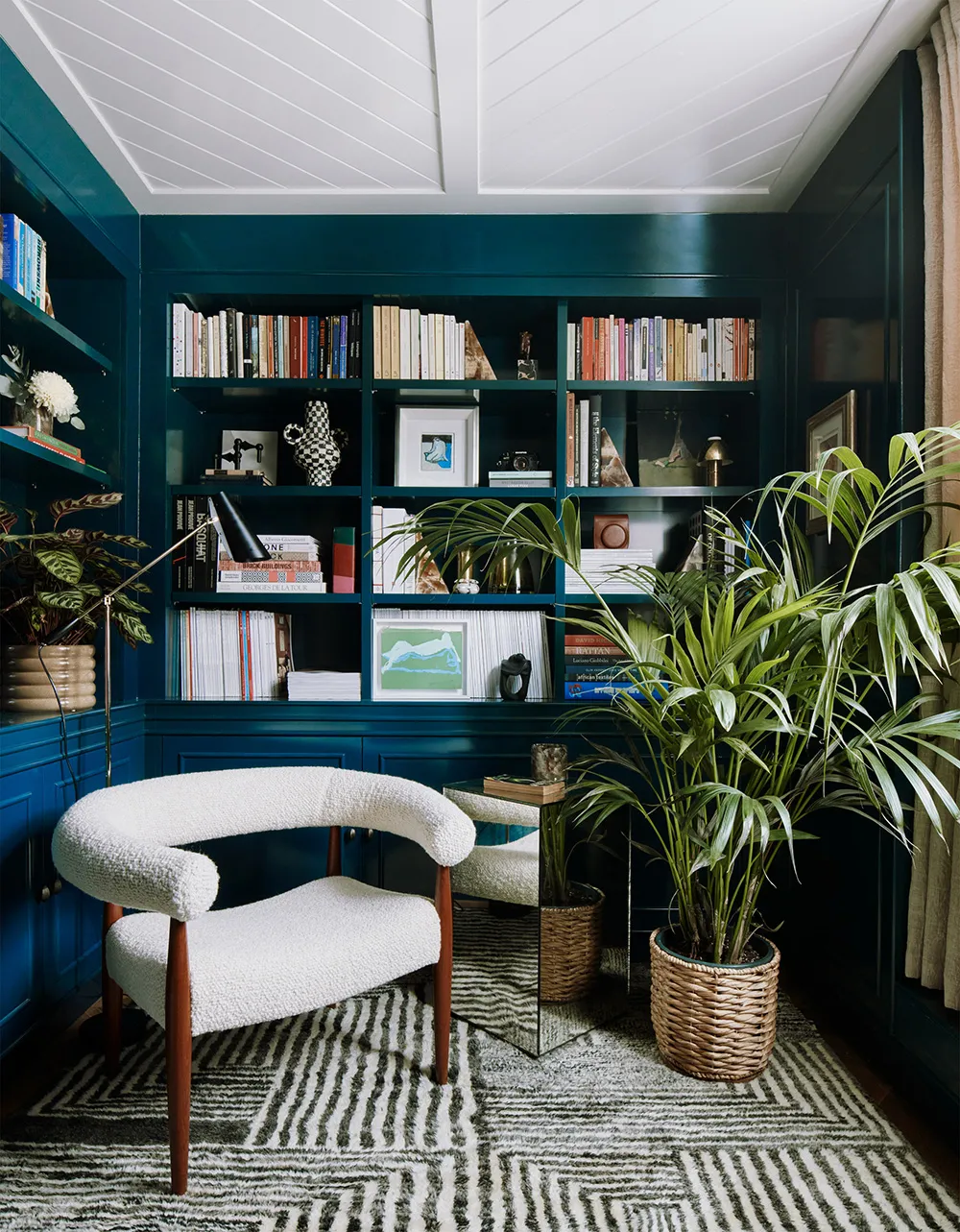 Spokojna elegancja i francuskie nuty w дизайне apartamentów w Londynie - Gallery image 14