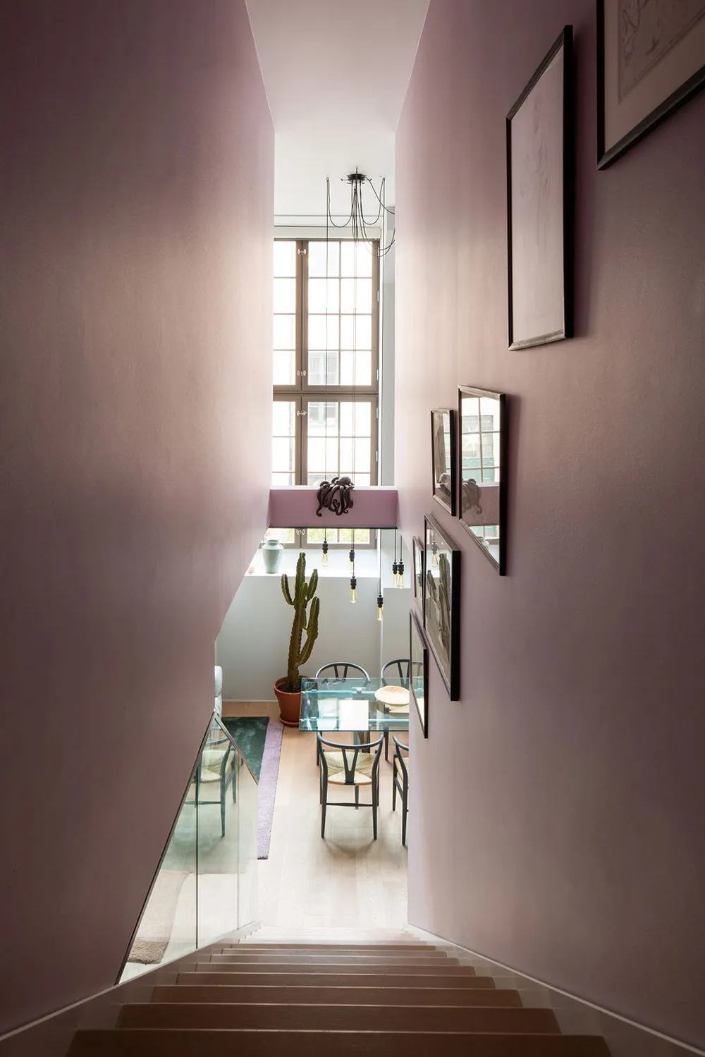 Zweiter Licht und pastellfarbene Töne: Loft in einem historischen Gebäude in Stockholm - Gallery image 14