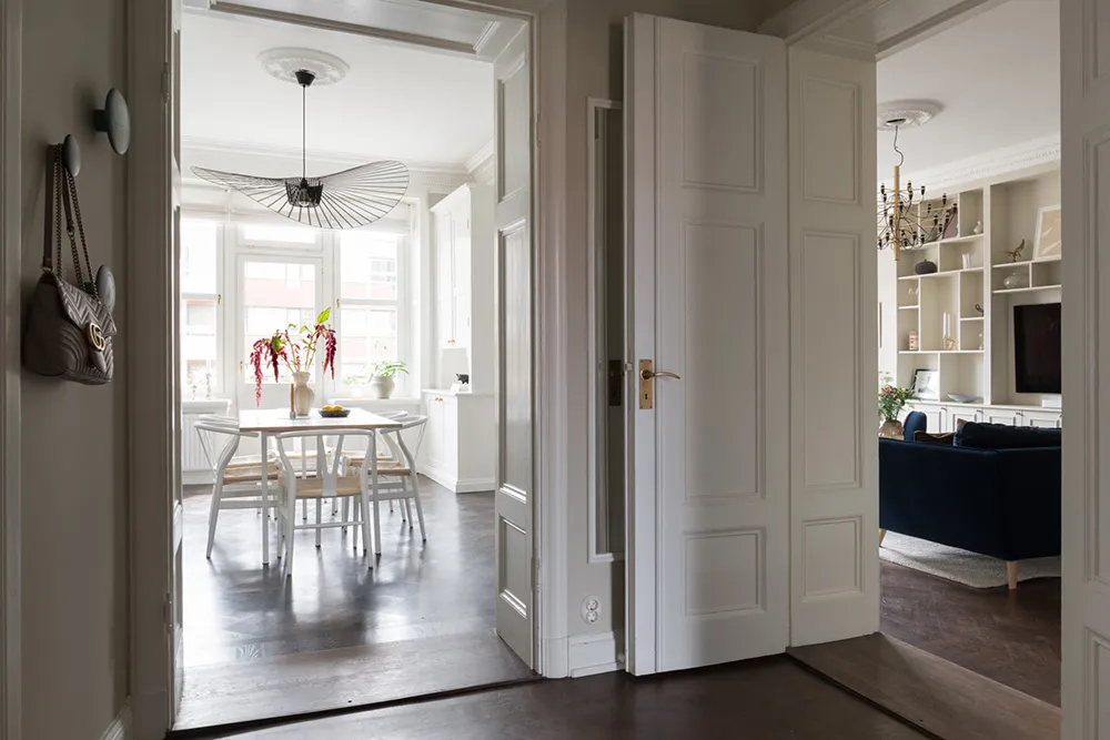 Красивые оттенки синего в дизайне элегантной квартиры в Стокгольме (93 кв. м) - Gallery image 21