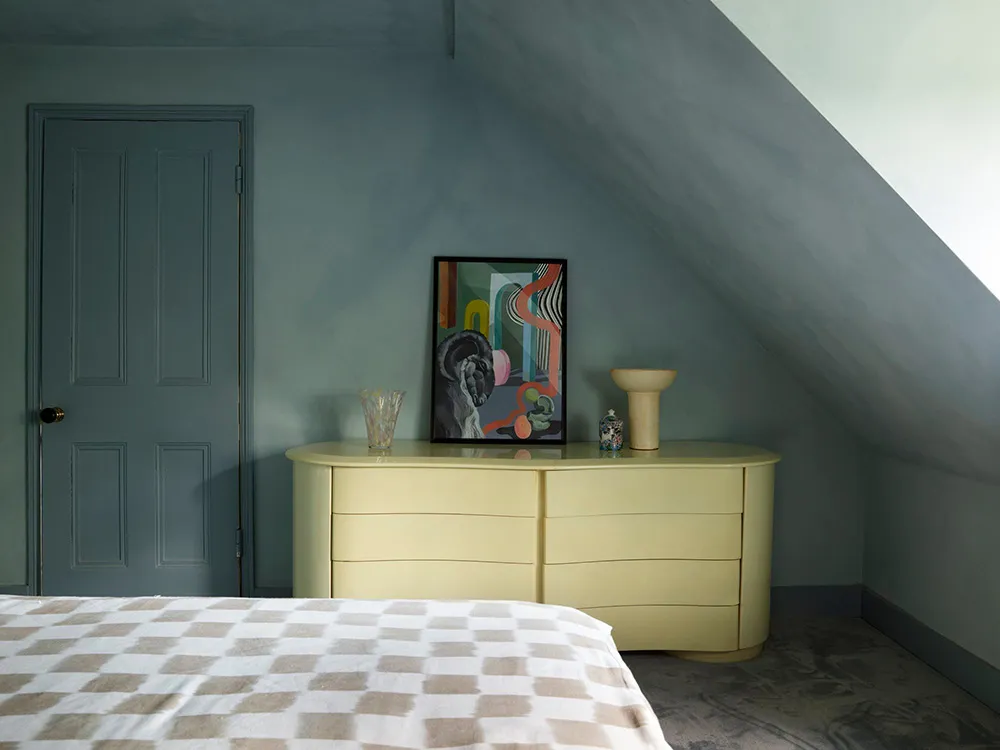 Arches, niches et murs décorés de stuc : un intérieur original à Londres - Gallery image 15