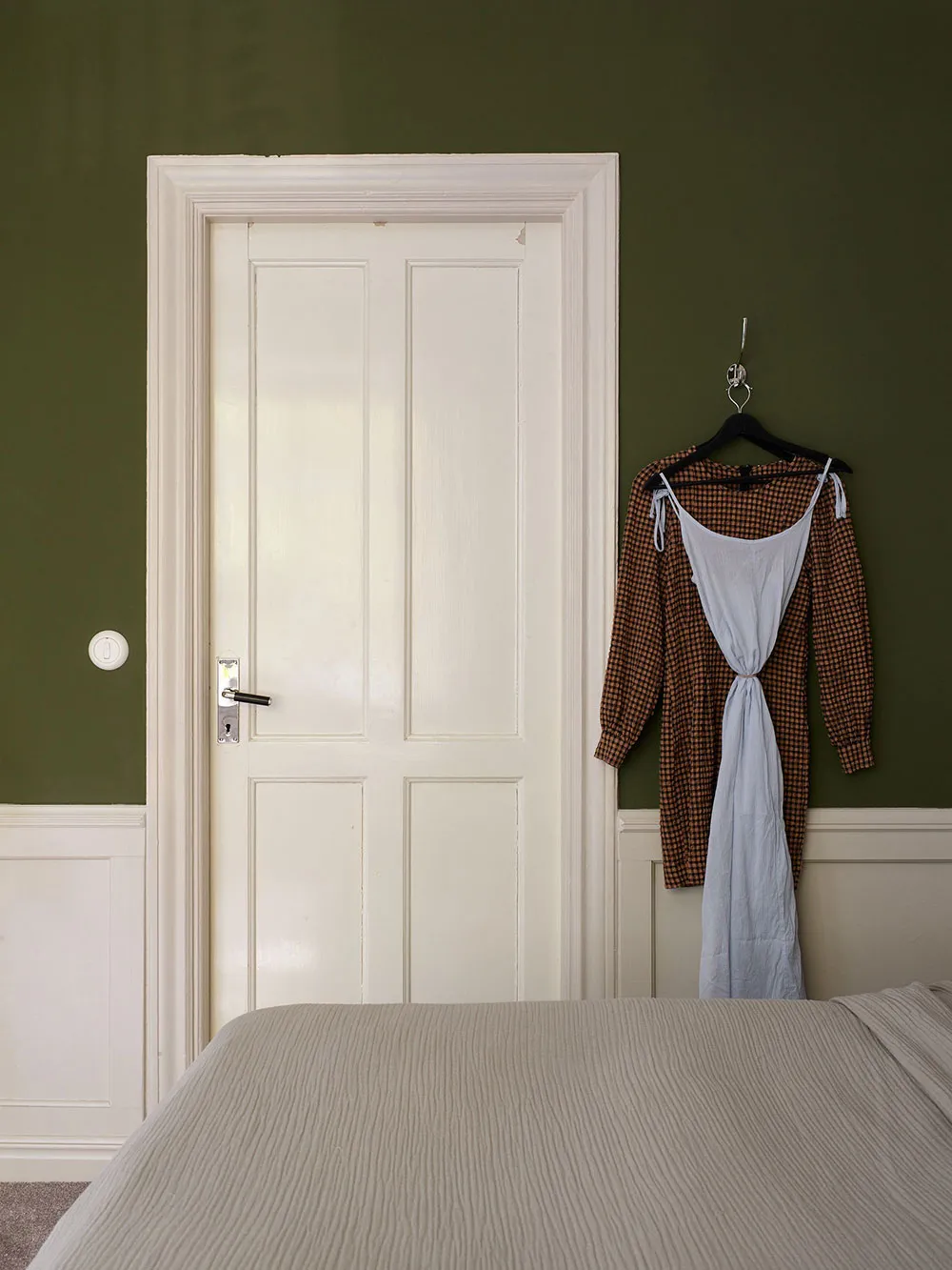 Simplicité scandinave et verdure à la fenêtre : appartement en banlieue de Stockholm (58 m²) - Gallery image 15