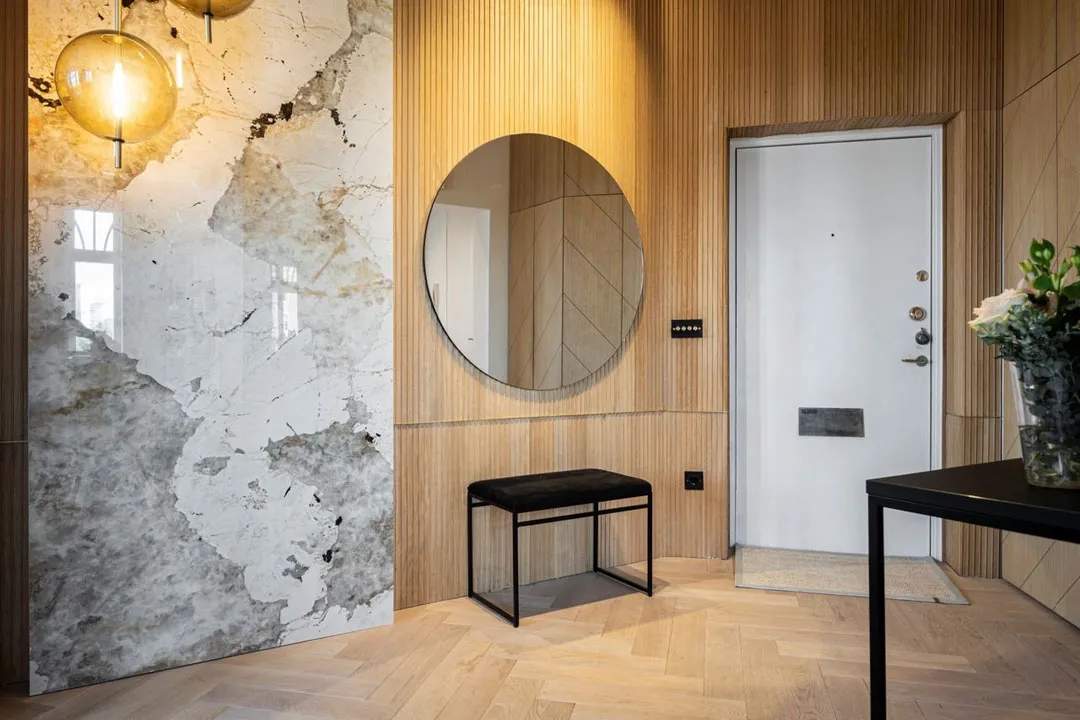 Рояль, чорні акценти та ліпіна: незвичайна квартира в Стокгольмі - Gallery image 27