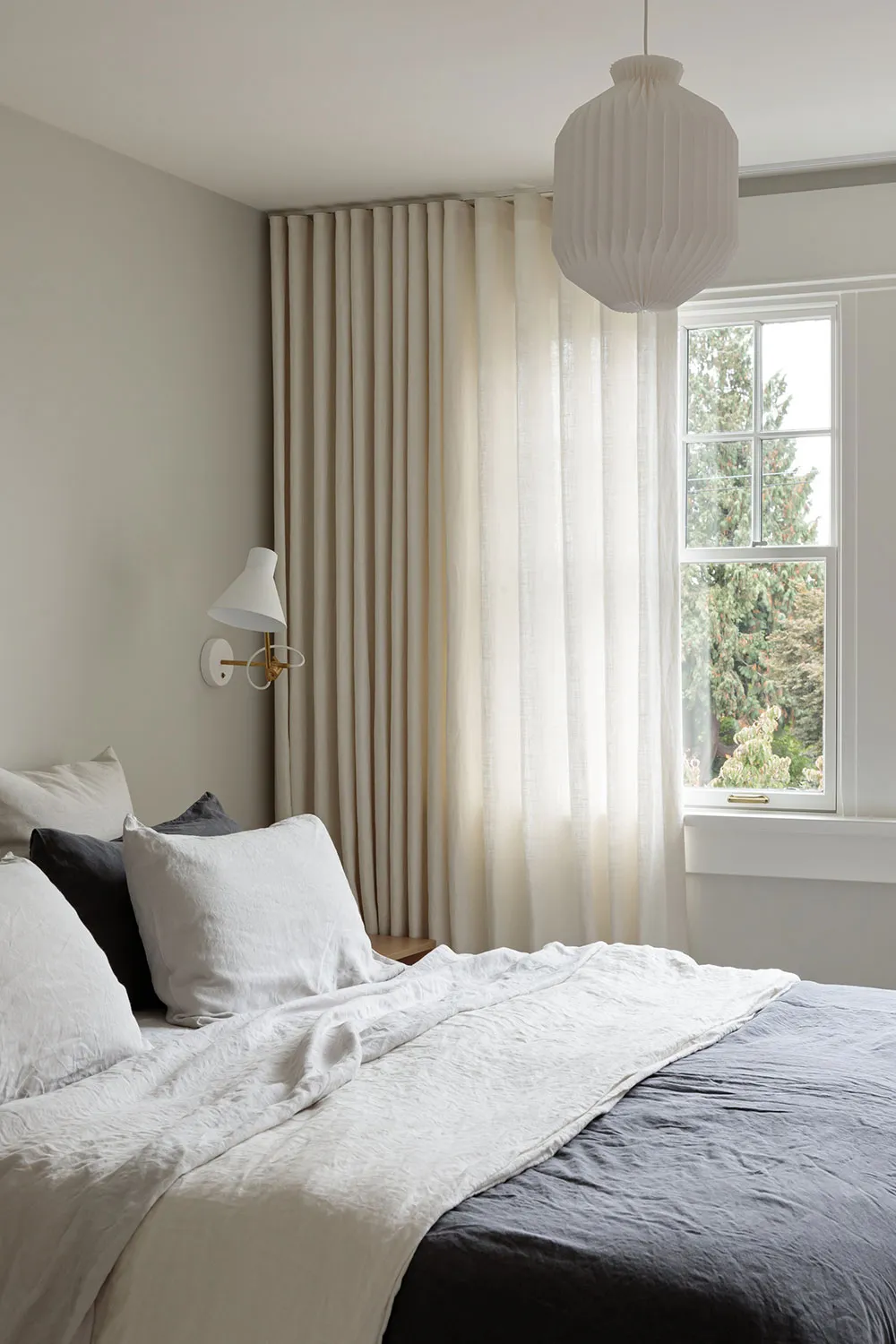 Bright and Cozy Country Cottage in Canada - Gallery image 9