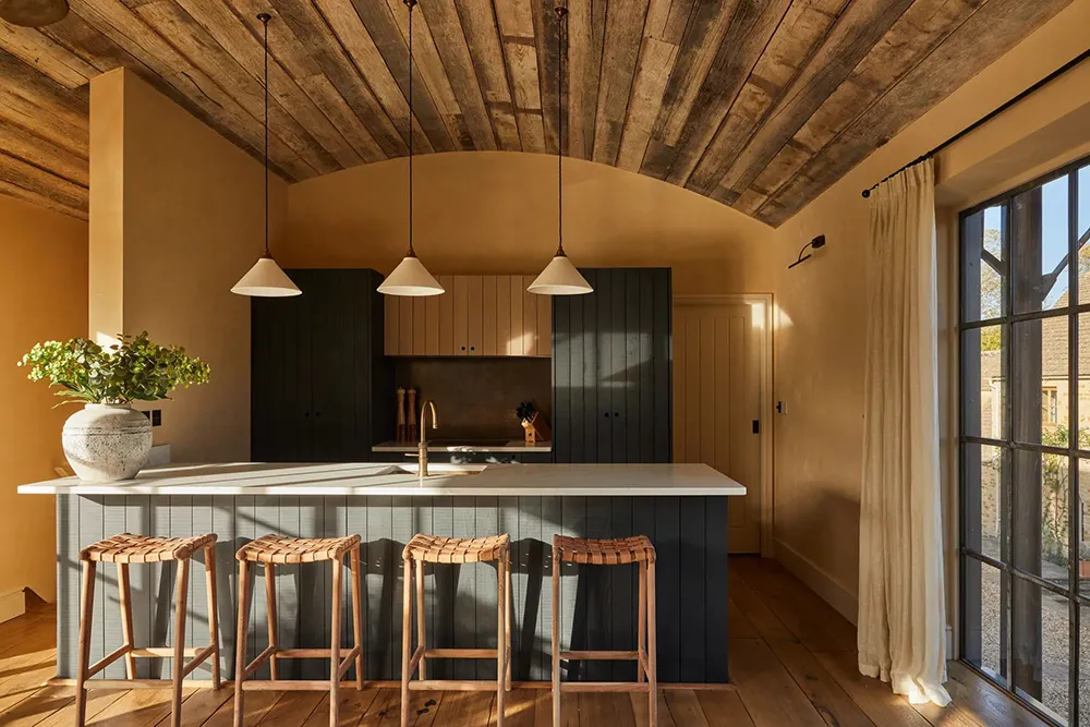 Abundance of Wood and Cozy Decor: Beautiful Restoration of a Historic Farmhouse in England - Gallery image 8