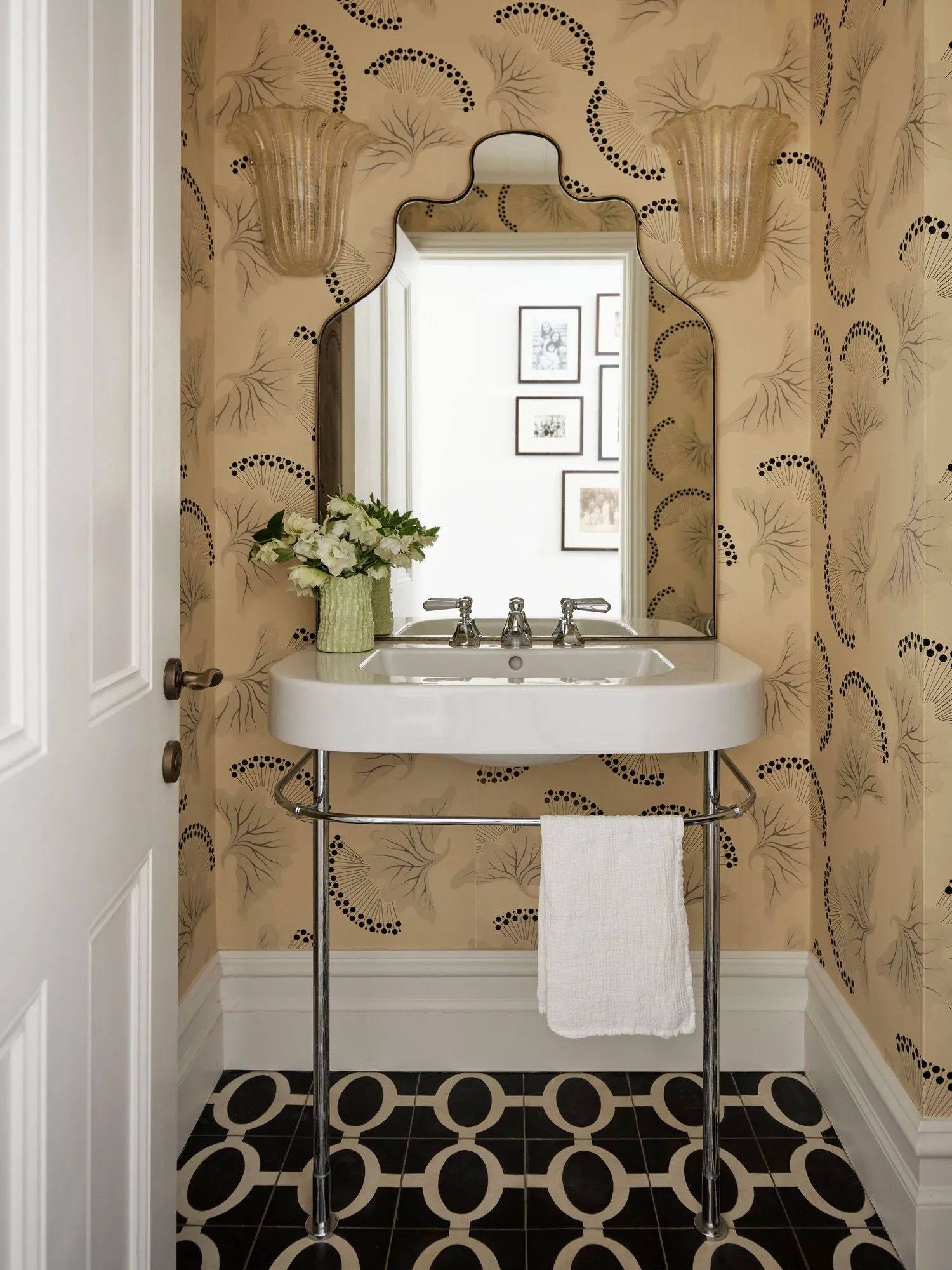 Beauty Beyond Time in Sydney - Gallery image 10