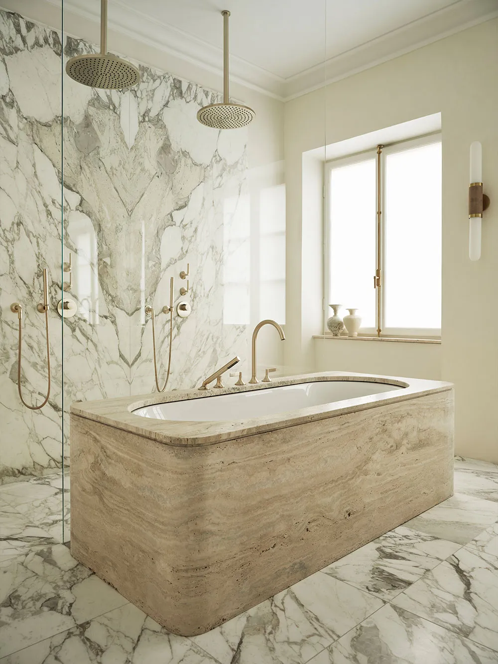 Sophisticated Modern Interior in a Historic House in Central Stockholm - Gallery image 18