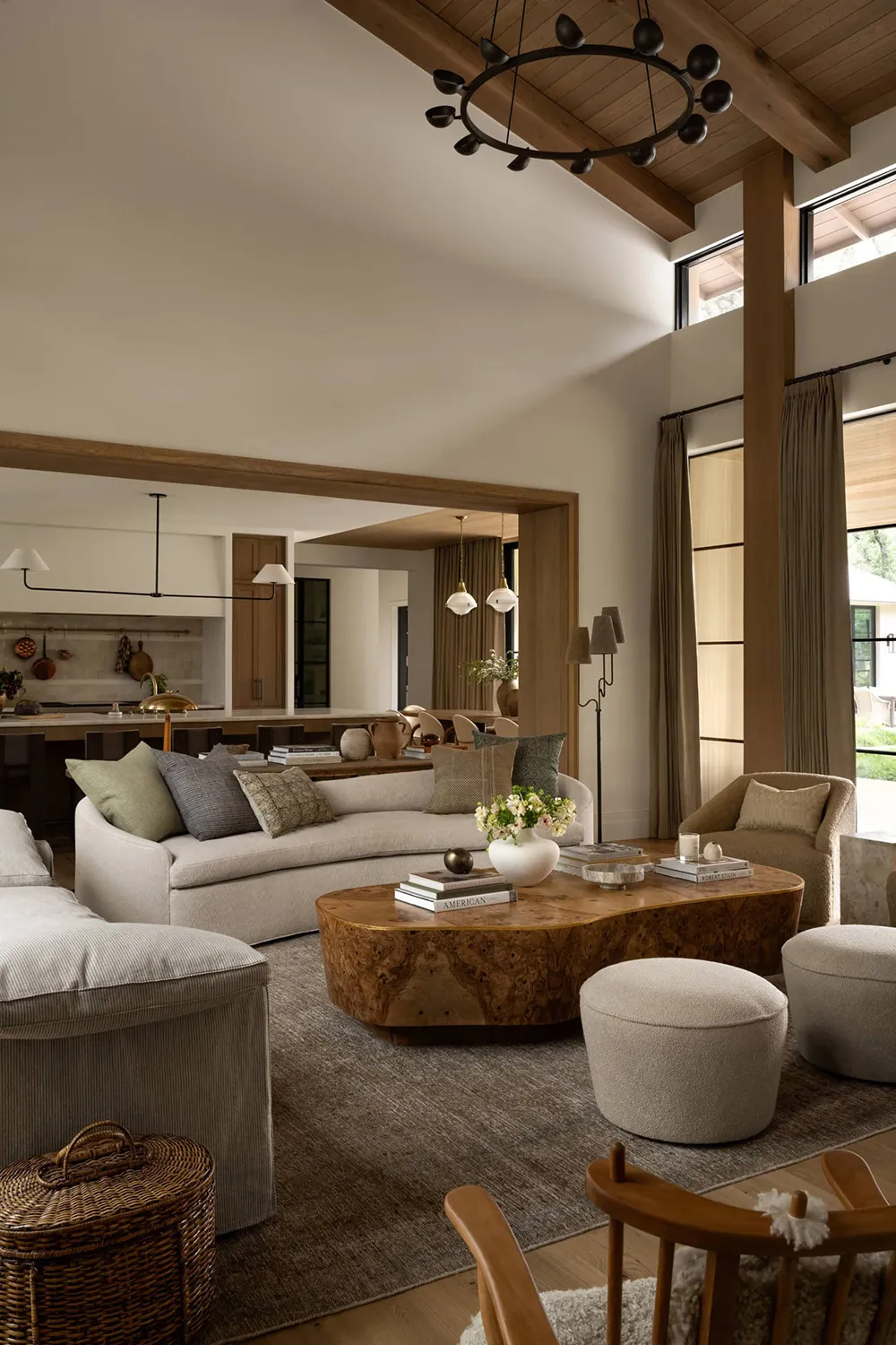 Agradable mezcla del estilo tradicional y moderno en el diseño de casas en Texas - Gallery image 5