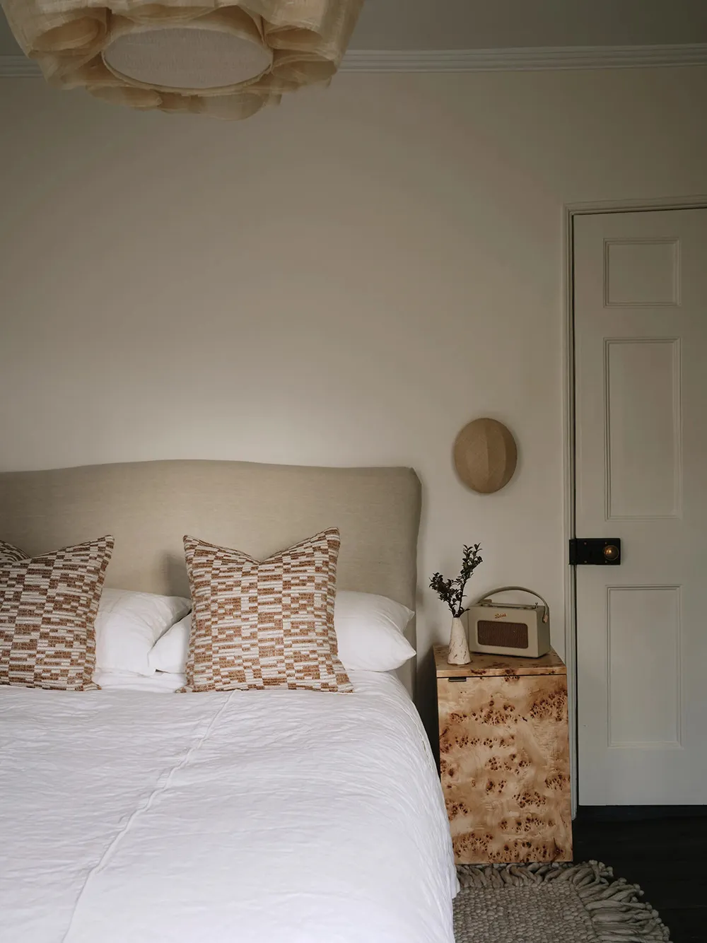 Intérieur cosy et légèrement romantique d'un taunhouse géorgien à Londres - Gallery image 12