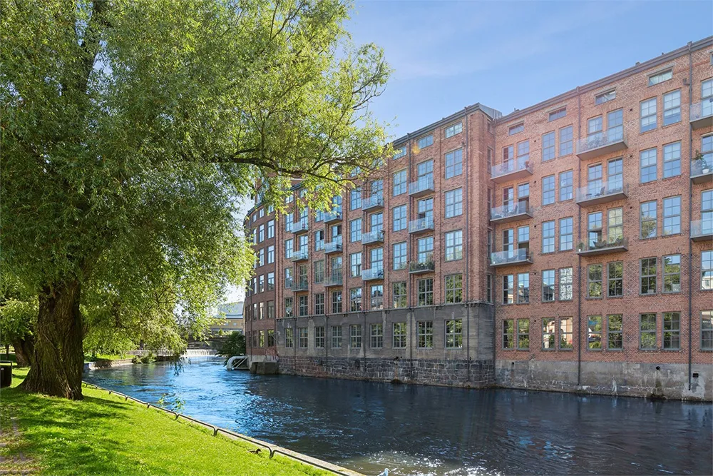 Brique, béton et style scandinave : appartement dans une ancienne usine à Stockholm (54 m²) - Gallery image 13