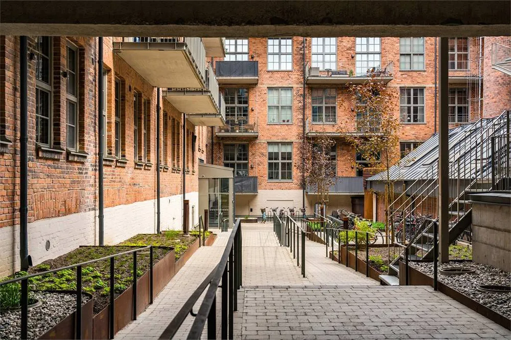 Brique, béton et style scandinave : appartement dans une ancienne usine à Stockholm (54 m²) - Gallery image 17