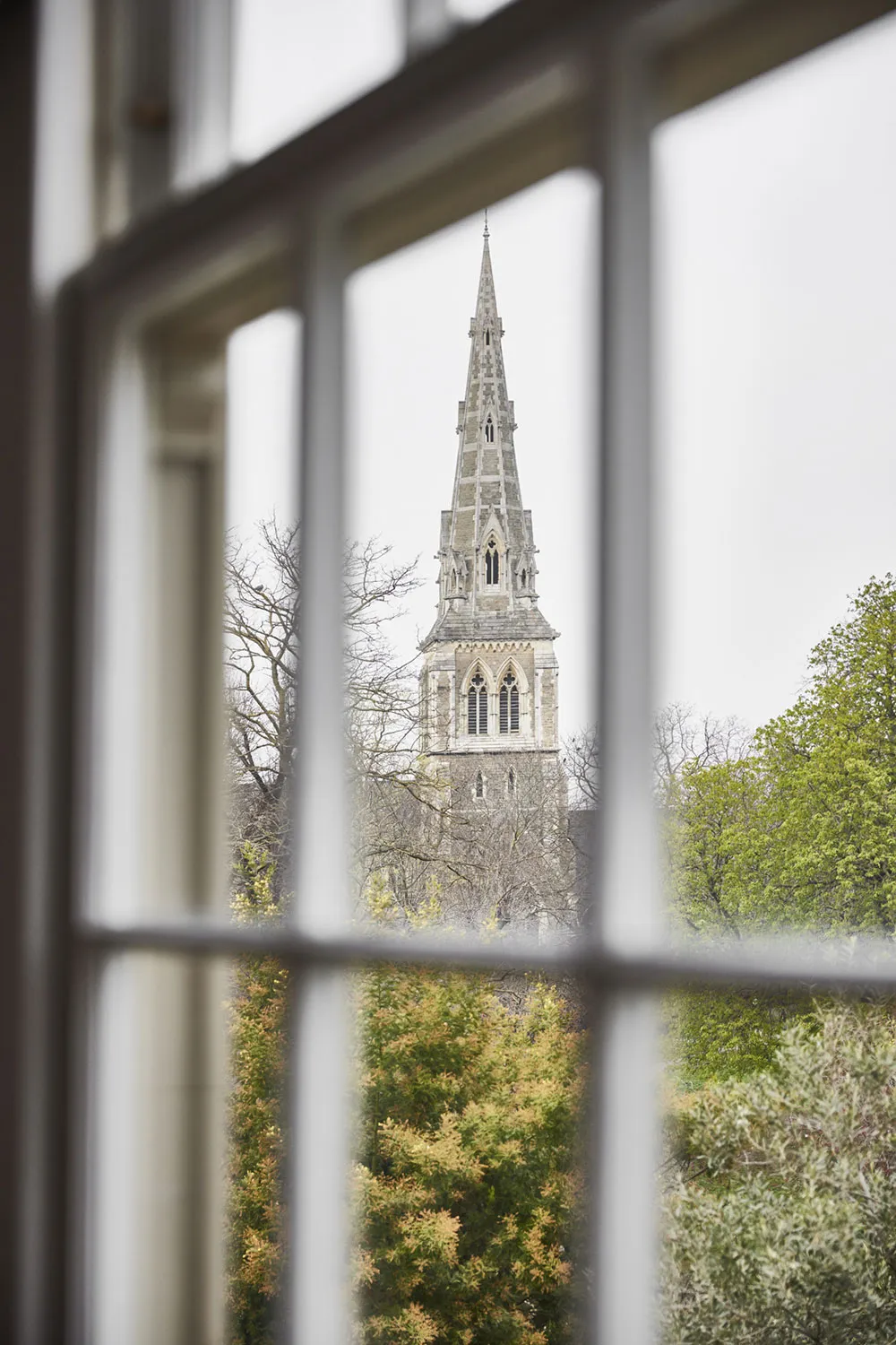 Bold Colors and Decor in Georgian Townhouse Interiors in London - Gallery image 26