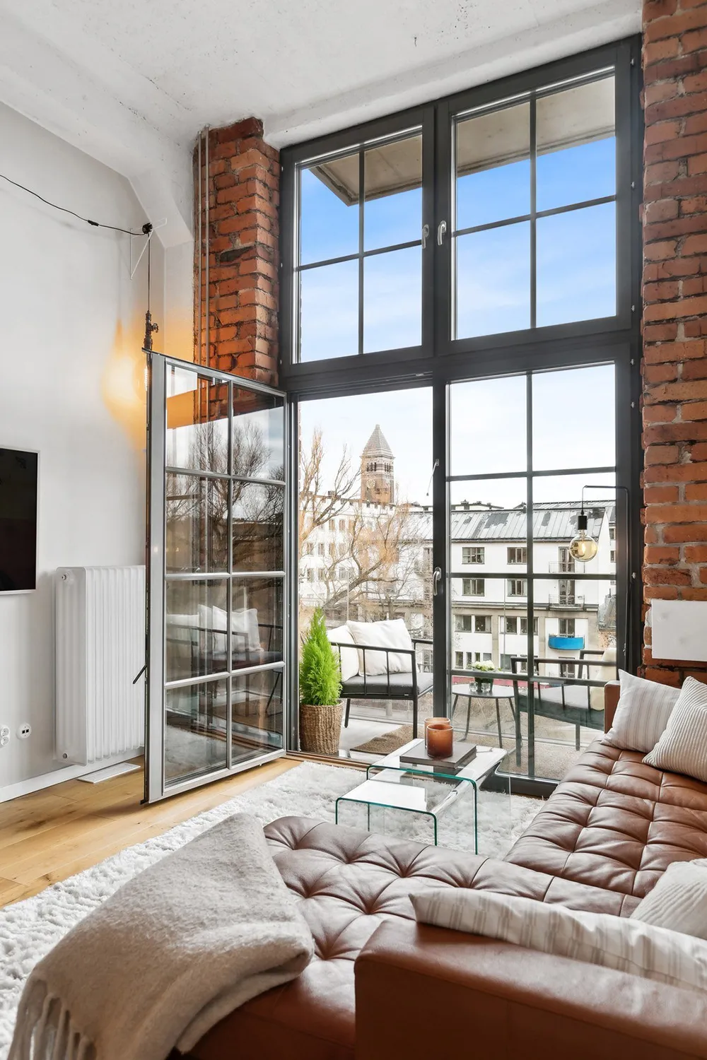 Brique, béton et style scandinave : appartement dans une ancienne usine à Stockholm (54 m²) - Gallery image 3