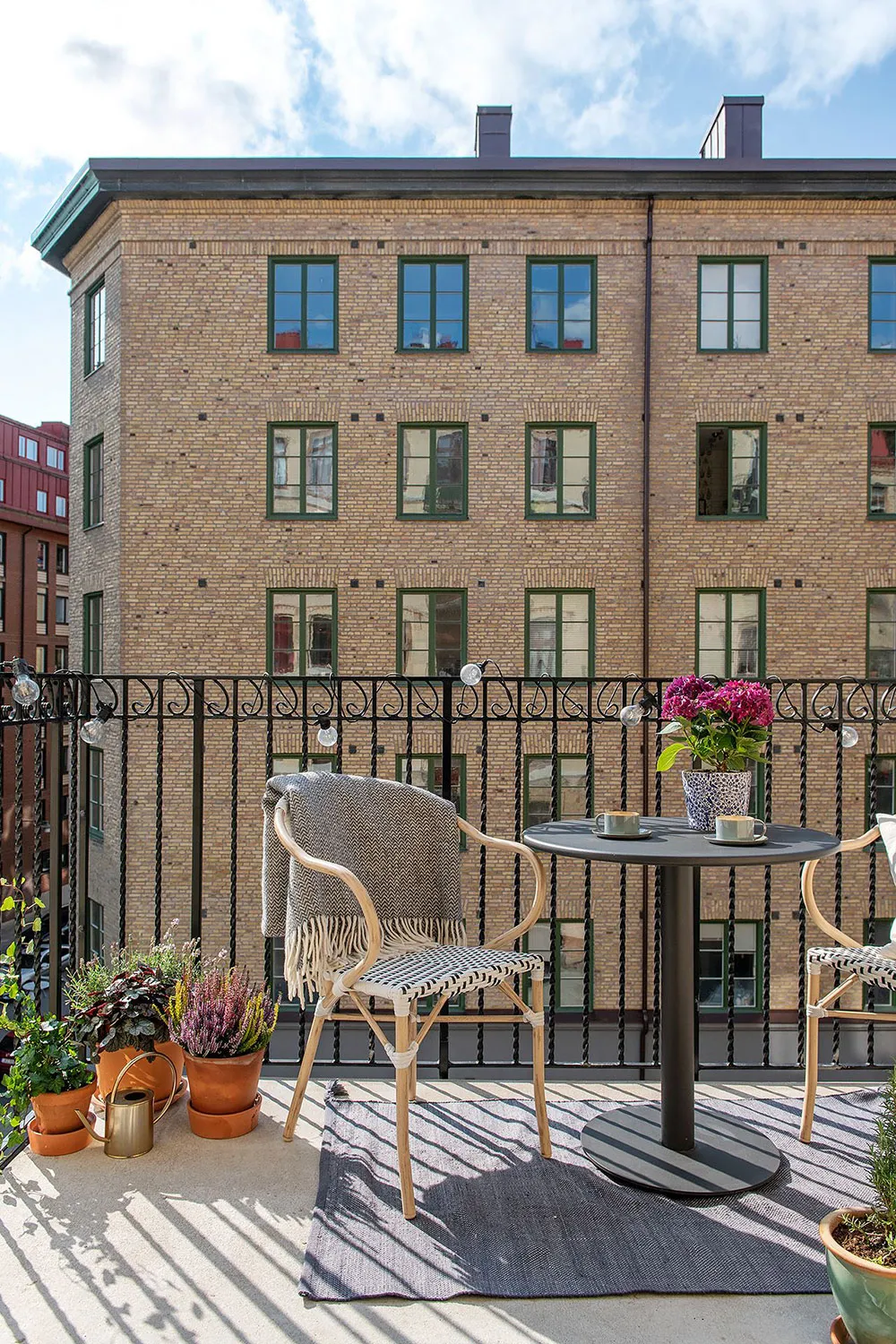 Fresh Interior with Warm Accents in Gothenburg (80 sq. m) - Gallery image 5