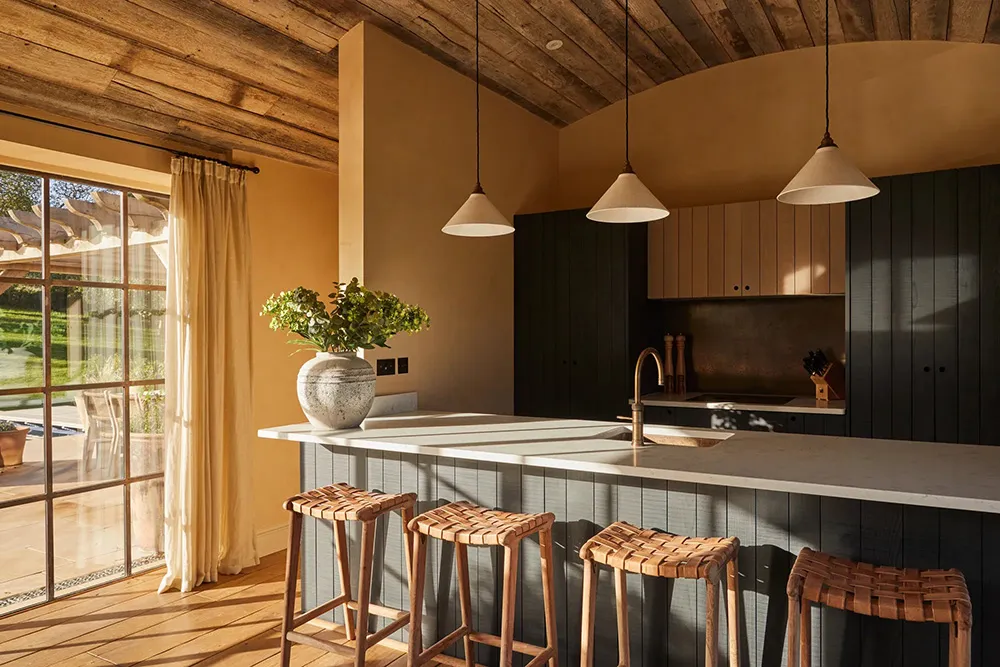 Abundance of Wood and Cozy Decor: Beautiful Restoration of a Historic Farmhouse in England - Gallery image 7