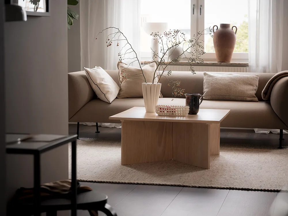 High ceilings and refined modern decor: small apartment in Goteborg (49 sqm) - Gallery image 4