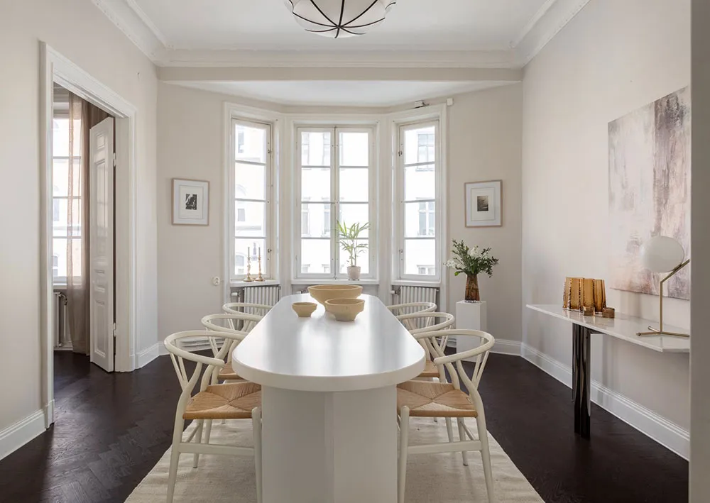 Темний під і біла меблі: квартира в Стокгольмі (90 кв. м) - Gallery image 12