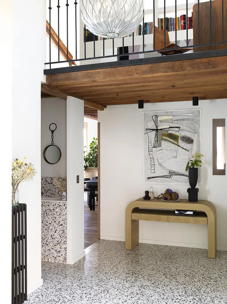 Geometría inusual y vintage: diseño de apartamento en Lyon - Gallery image 2