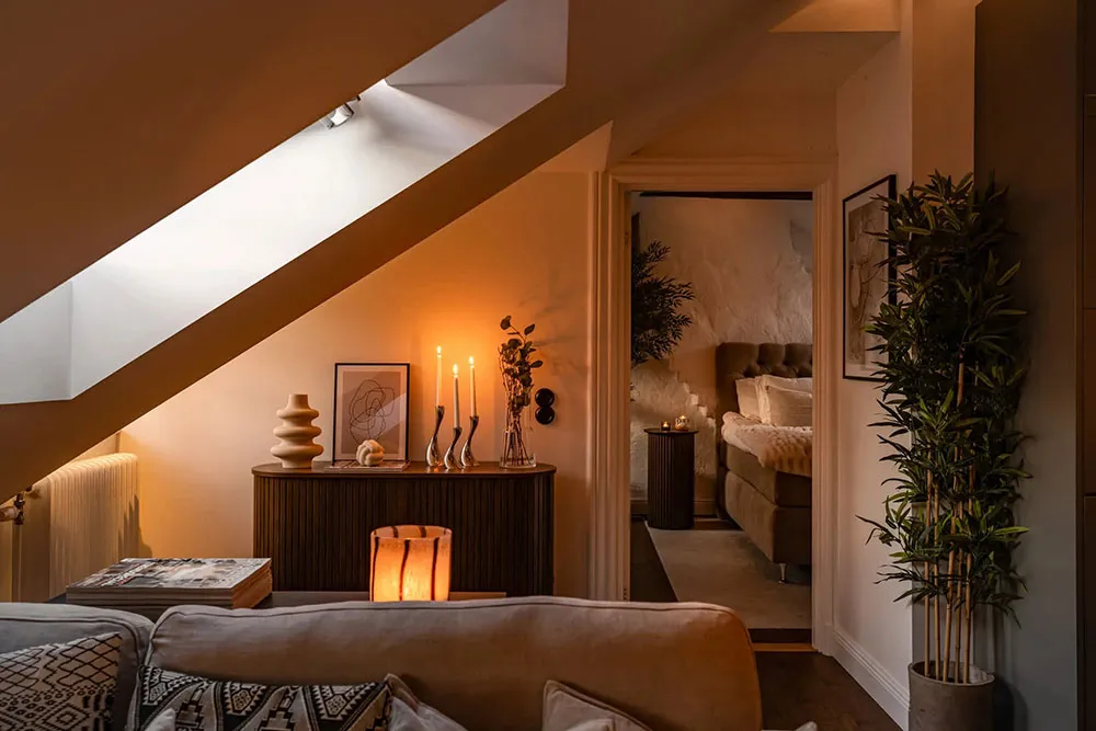 Nowoczesna mansarda w spokojnej gamie kolorów (78 m²) - Gallery image 27