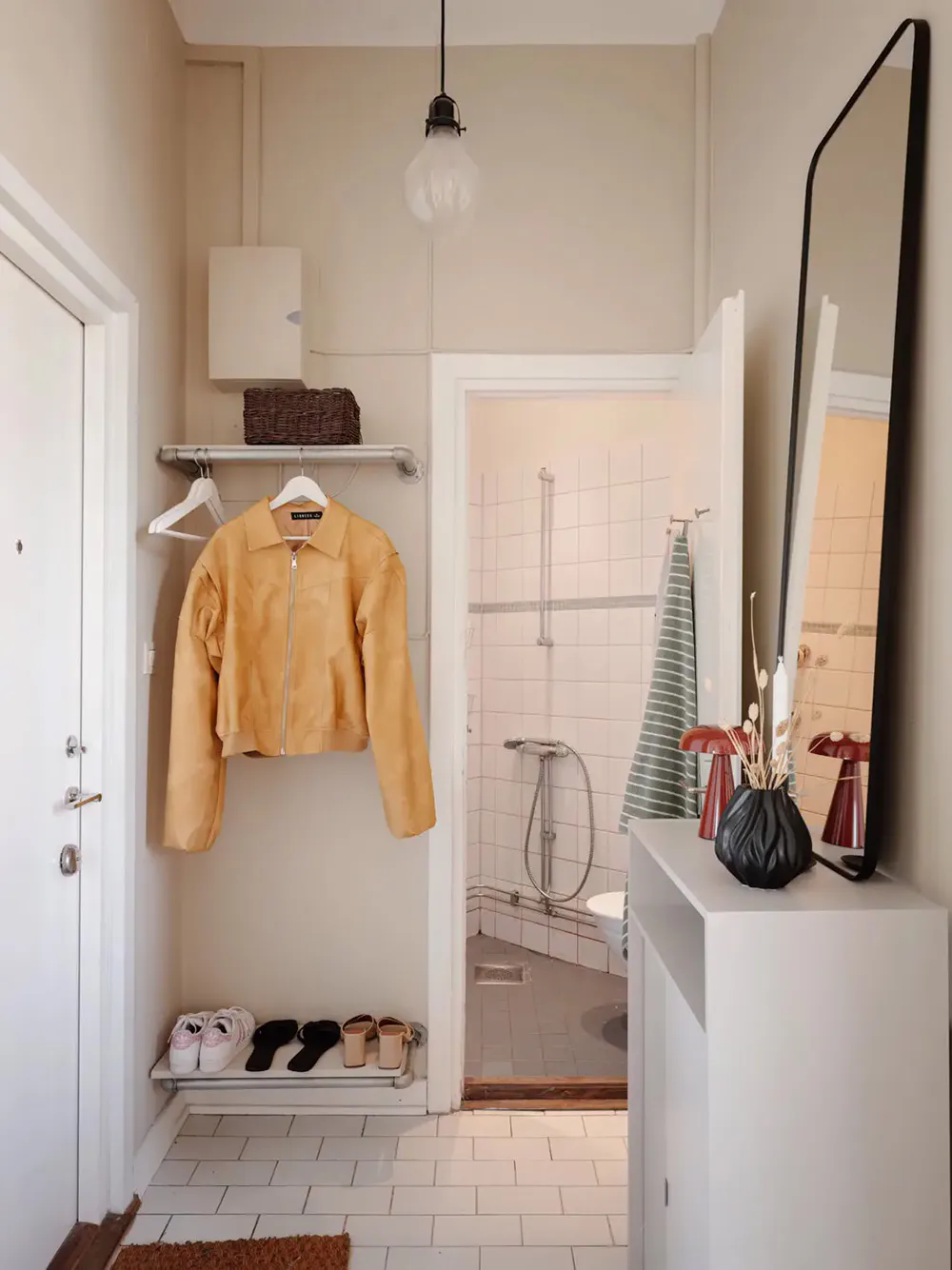 Маленькая квартира-студия с мягким интерьером (24 кв. м) - Gallery image 13