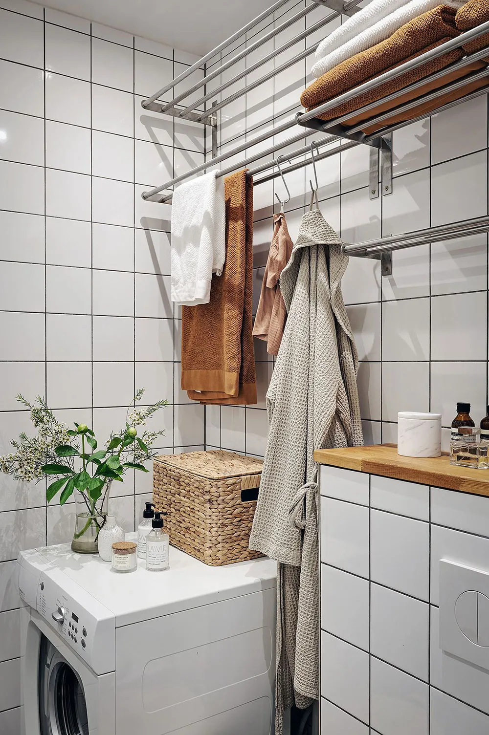 Fresh Interior with Warm Accents in Gothenburg (80 sq. m) - Gallery image 25