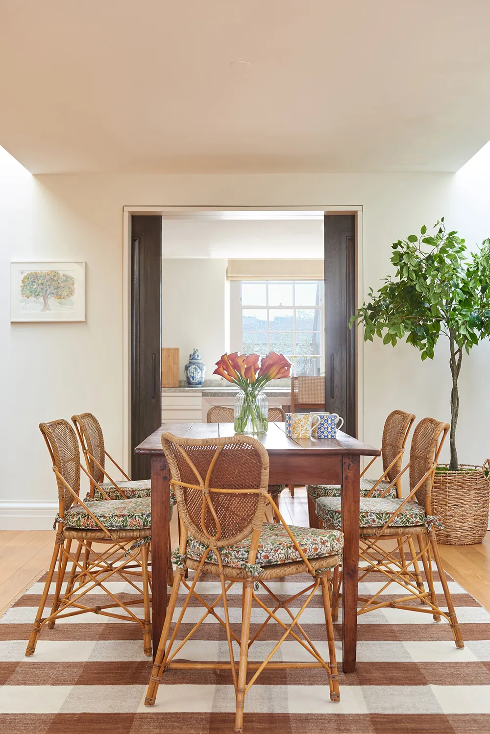 Szkoła fachowa w klasycznym angielskim designie: apartamenty w Londynie - Gallery image 9