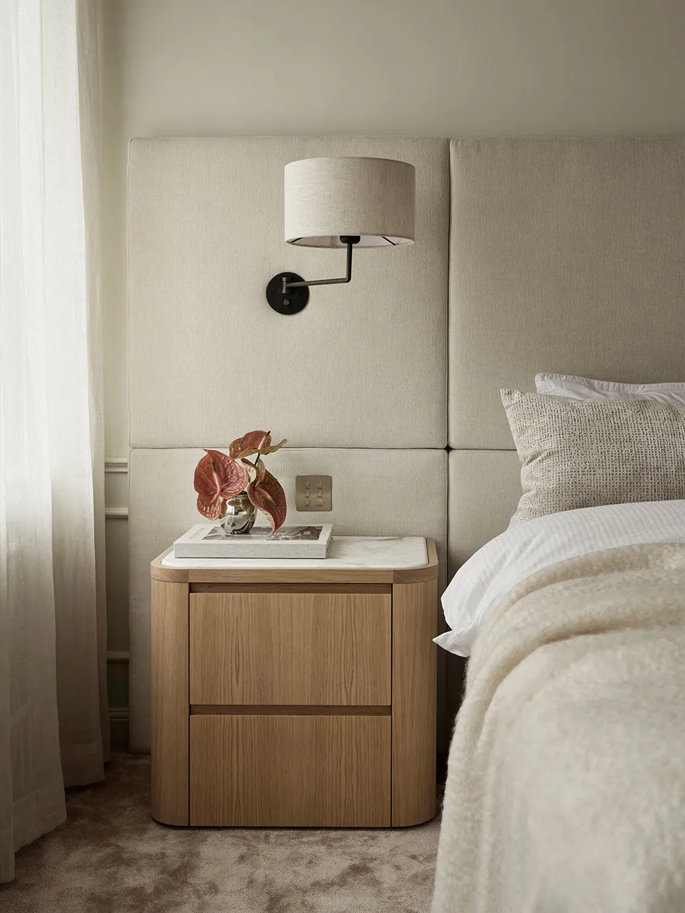 Sophisticated Modern Interior in a Historic House in Central Stockholm - Gallery image 10