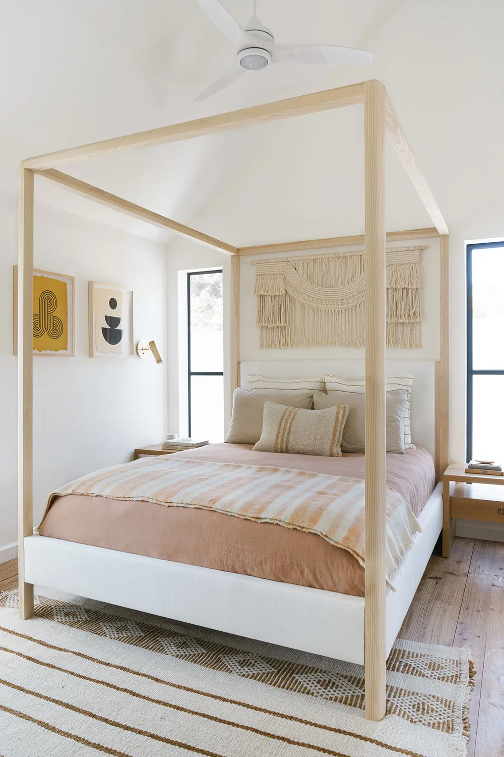 Intérieurs lumineux et chaleureux dans le style industriel à Austin - Gallery image 16