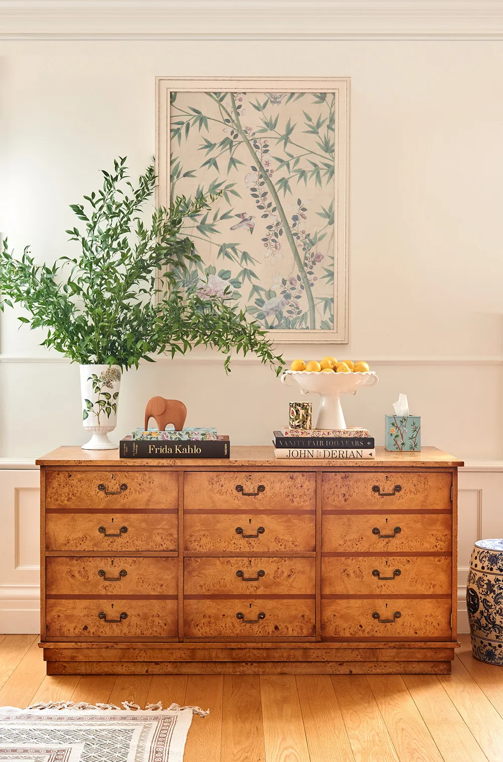 Szkoła fachowa w klasycznym angielskim designie: apartamenty w Londynie - Gallery image 3