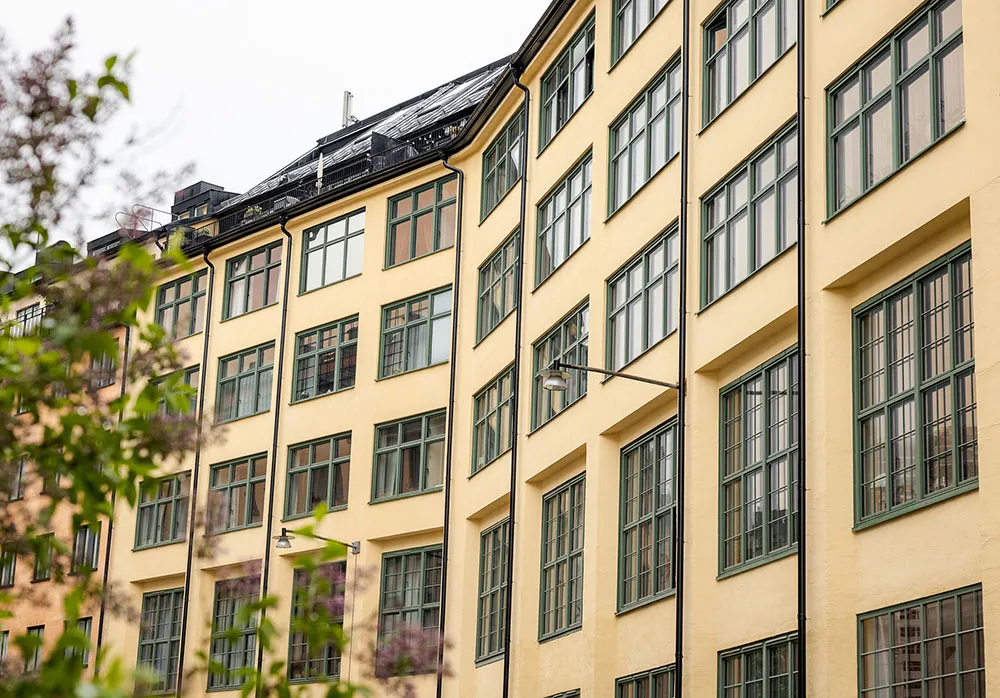 Wпечатujący loft z pięcioletnimi sufitami w Stokholmie (66 m²) - Gallery image 12