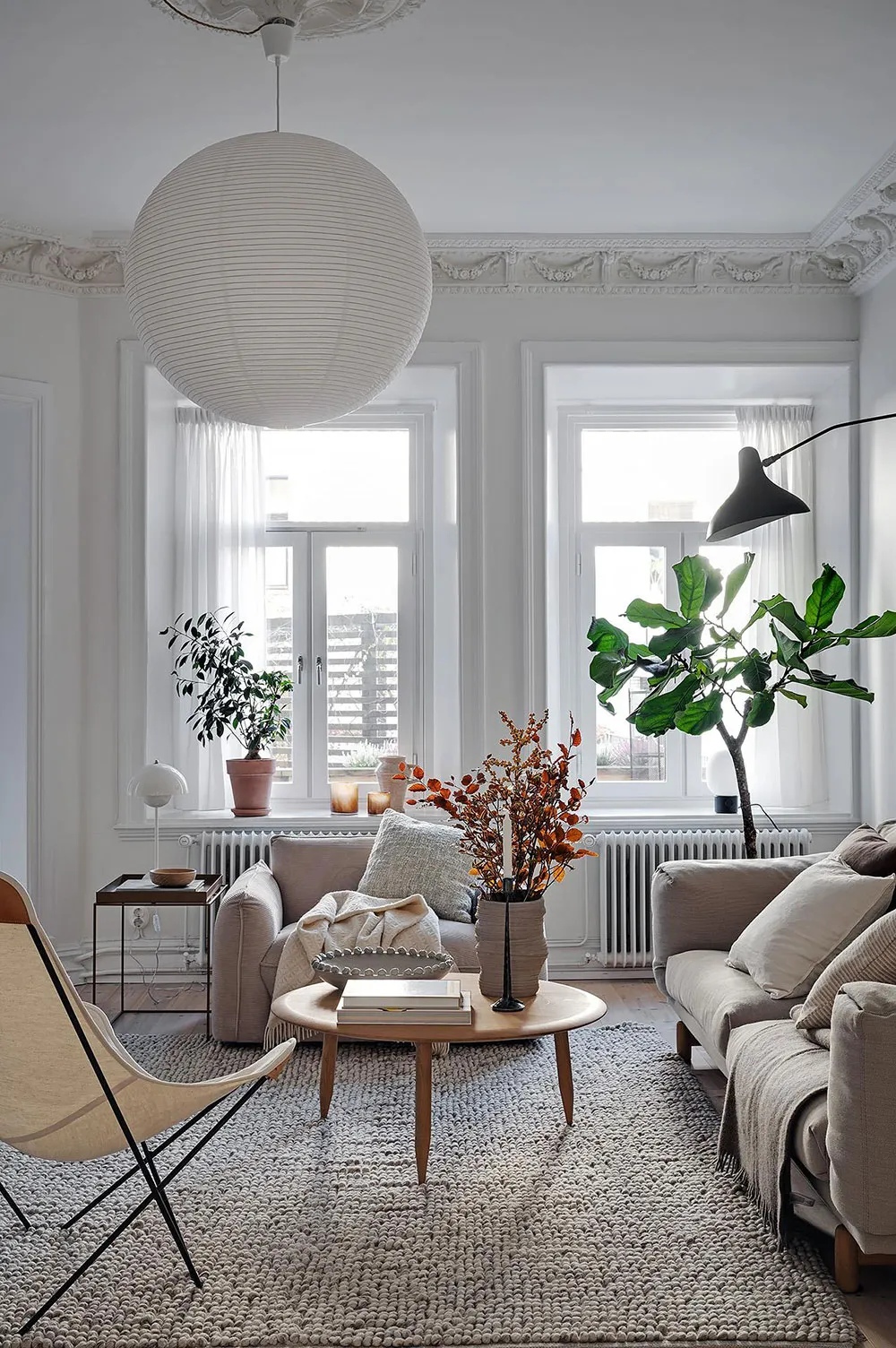 Warm Decor and Autumn Notes: Pleasant Interior in Sweden (76 sq. m) - Gallery image 1