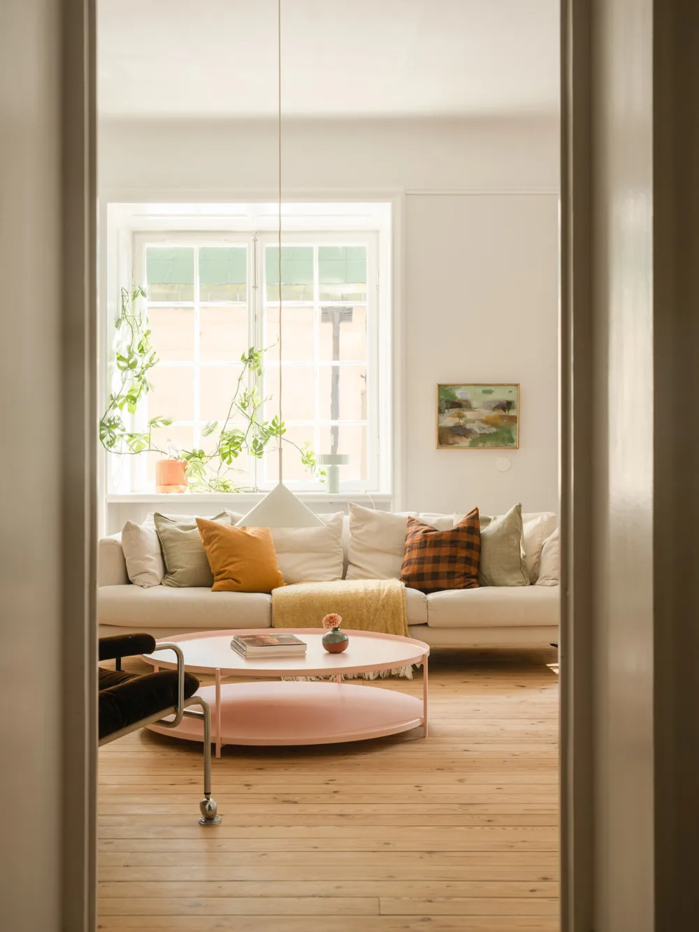 Espacio y luz: un interior agradable en Estocolmo (74 m²) - Gallery image 8