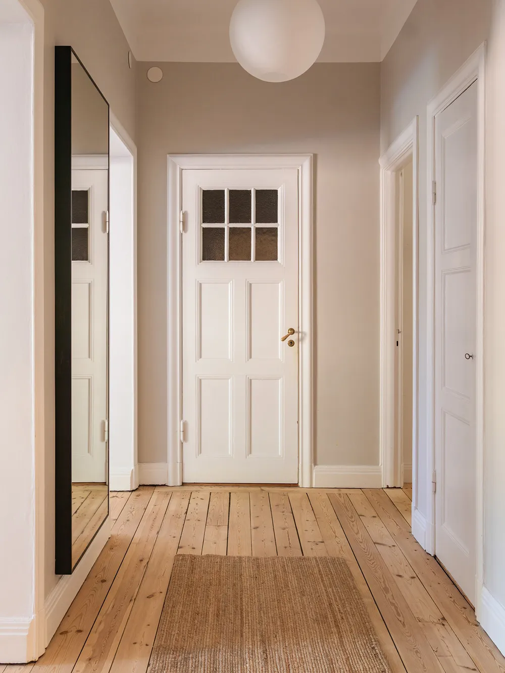 Espacio y luz: un interior agradable en Estocolmo (74 m²) - Gallery image 10