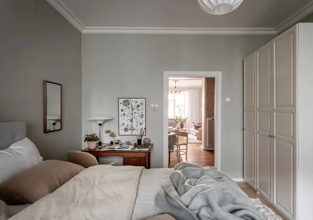 Blütenmuster in der Esszimmer und gemütliche Atmosphäre: Wohnung in Göteborg - Gallery image 28