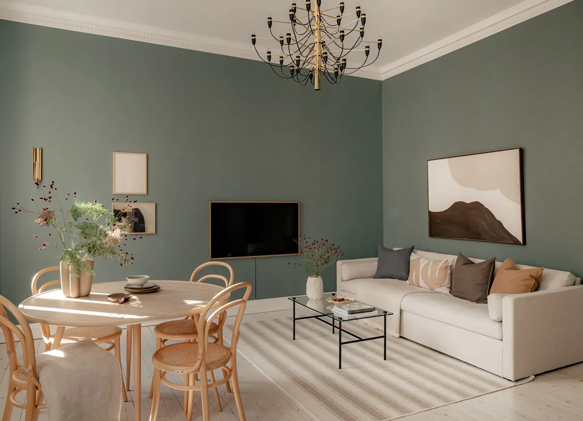 Schöne tiefe Wandfarben im Design einer kleinen Doppelwohnung in Schweden (44 qm) - 3
