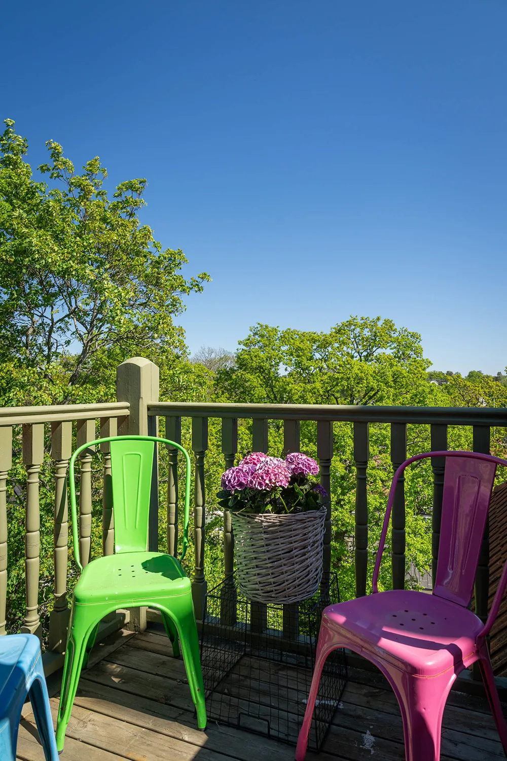 スウェーデンの湖畔にある、ナショナル・ロマンティック様式の美しいヴィラ - Gallery image 24