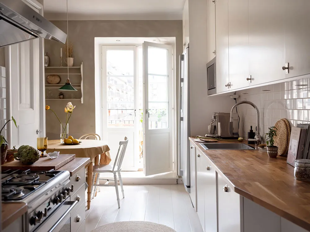 Naturalité et vintage : une chambre chaleureuse à Stockholm (69 m²) - Gallery image 3