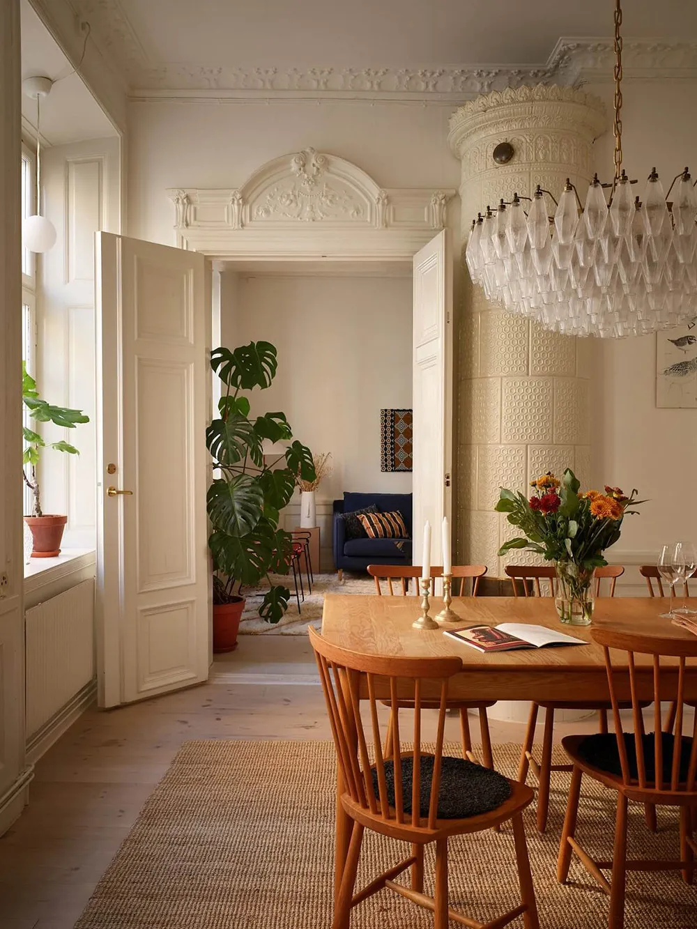 Jasny naścienne dekoracje i eleganckie detale: piękny mieszkanie w Stokholmie (76 m²) - Gallery image 8