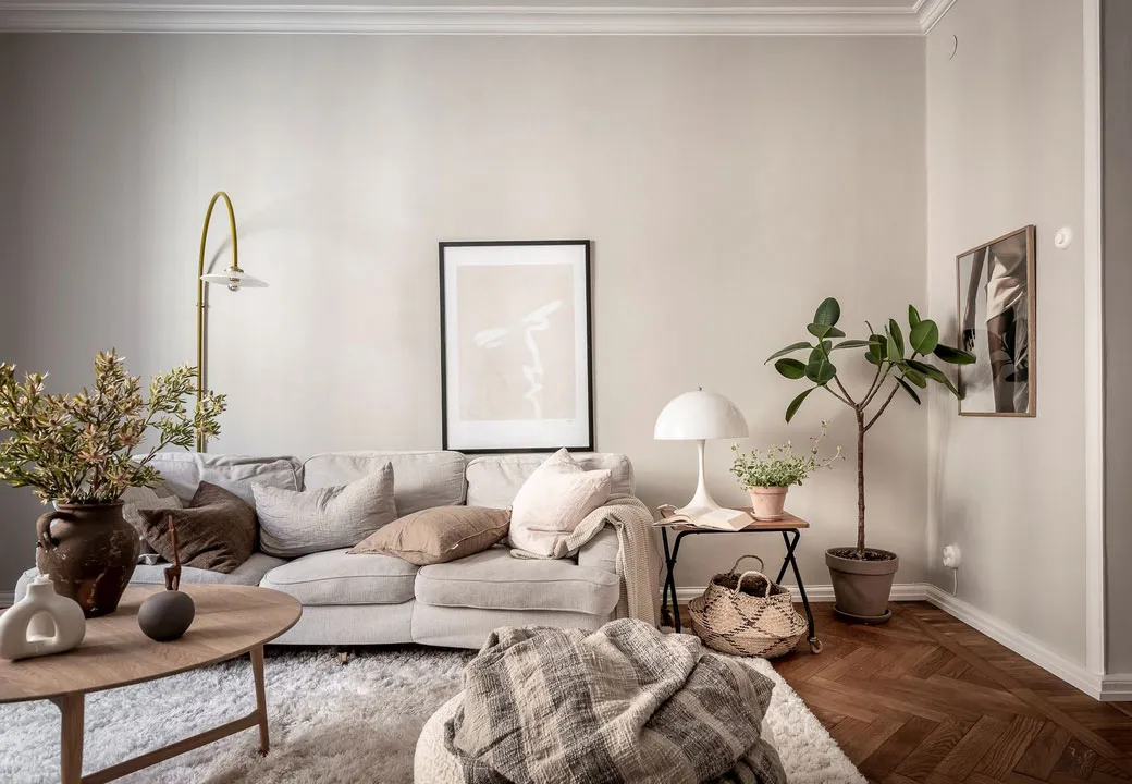 Blütenmuster in der Esszimmer und gemütliche Atmosphäre: Wohnung in Göteborg - Gallery image 11