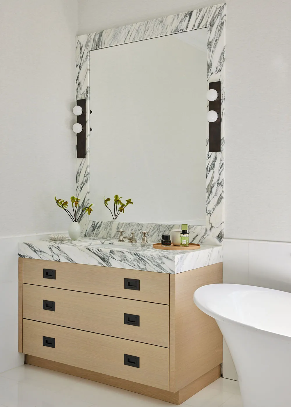 Diseño moderno refinado con soluciones atrevidas: townhouse en el tranquilo centro de Nueva York - Gallery image 23